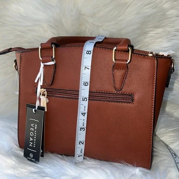 LA TERRE Fashion Vegan Woman’s Brown Handbag/Crossbody - Picture 8 of 9